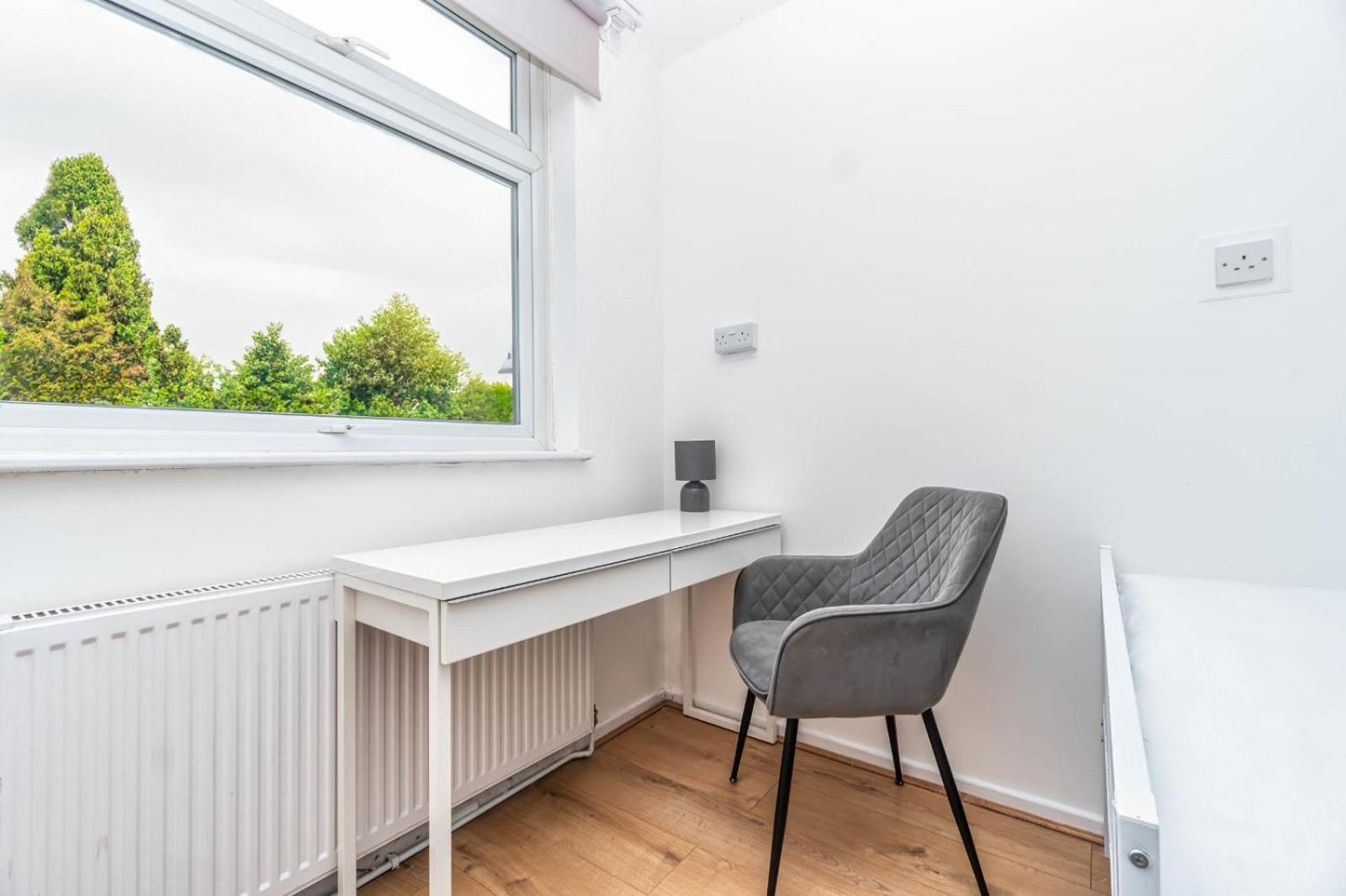 Bright Guest House In Hackney Londýn Exteriér fotografie